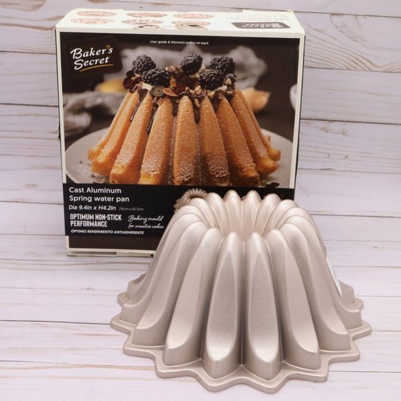 Baker's Secret Fluted Cast Aluminum Bundt Pan - Spring Water Design - 7.2 Cup - Picture 1 of 6